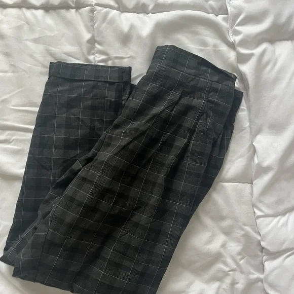 checkered pants - Picture 1 of 2